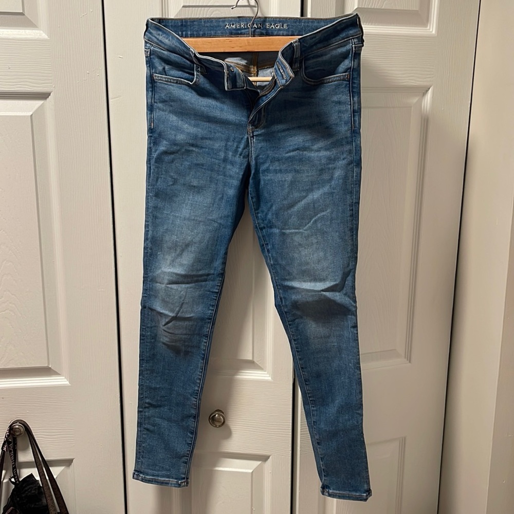 American Eagle jeans (medium wash)